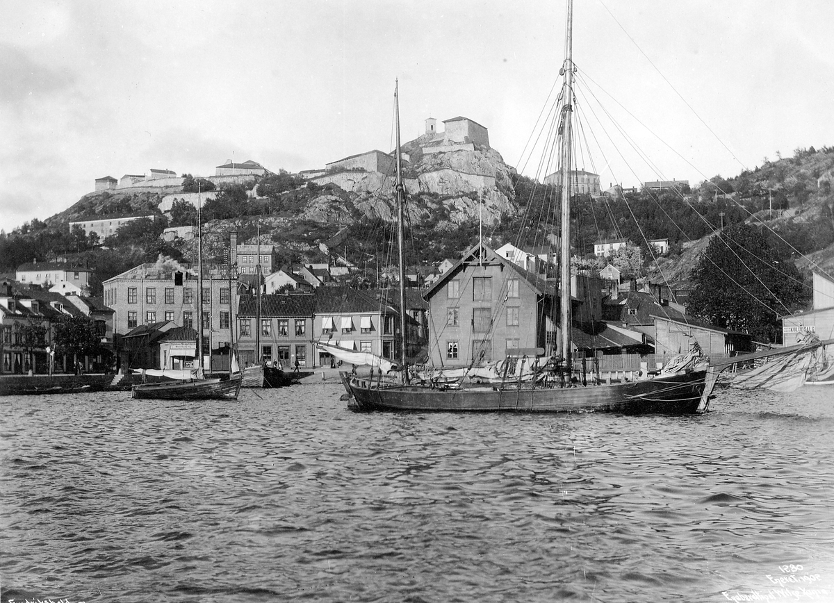 Anders Beer Wilse, Prot: Fredrikshald - Fæstningen fra Tolbodbryggen 13. Juni 1902