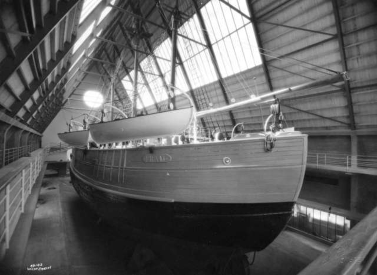 Anders Beer Wilse, Dampbåter/Skip, Motorbåter/Skip