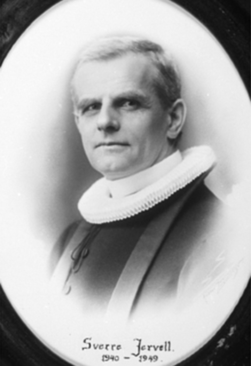 Anno Domkirkeodden, PORTRETT SVERRE JERVELL, PREST, Prest på Hamar fra 1940 til 1949.