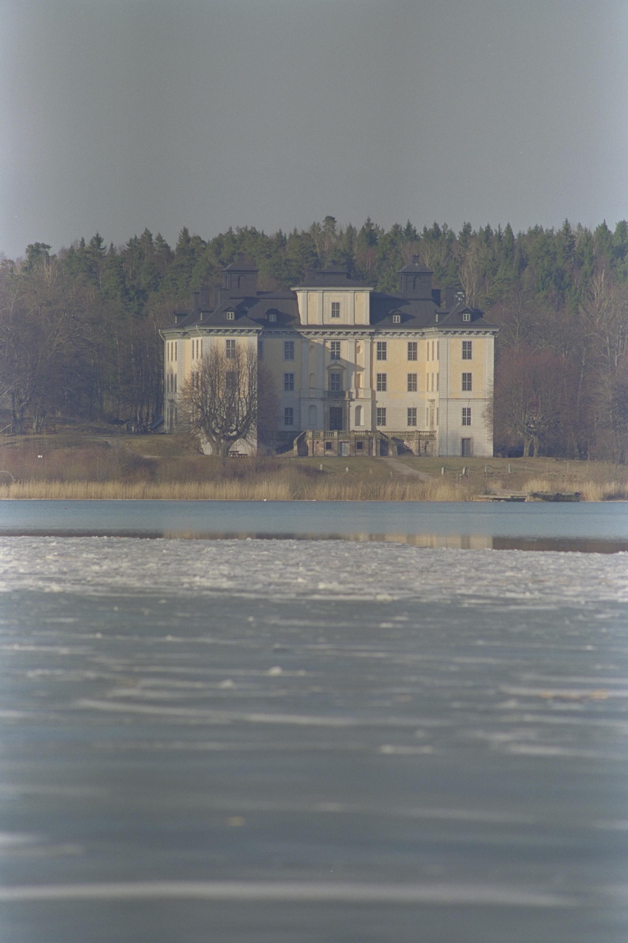 Bengt A Lundberg, Mälsåkers slott