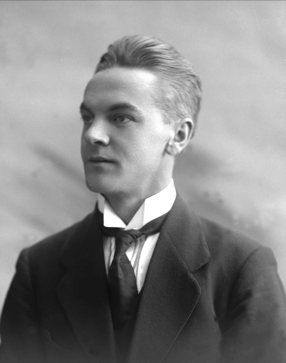 Gustav Borgen, NFB.39689