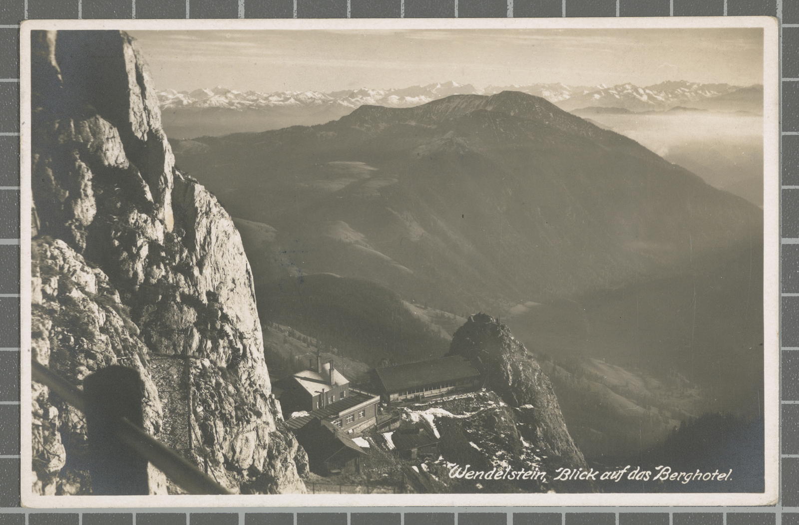 Desconegut, Wendelstein, Blick auf das Berghotel