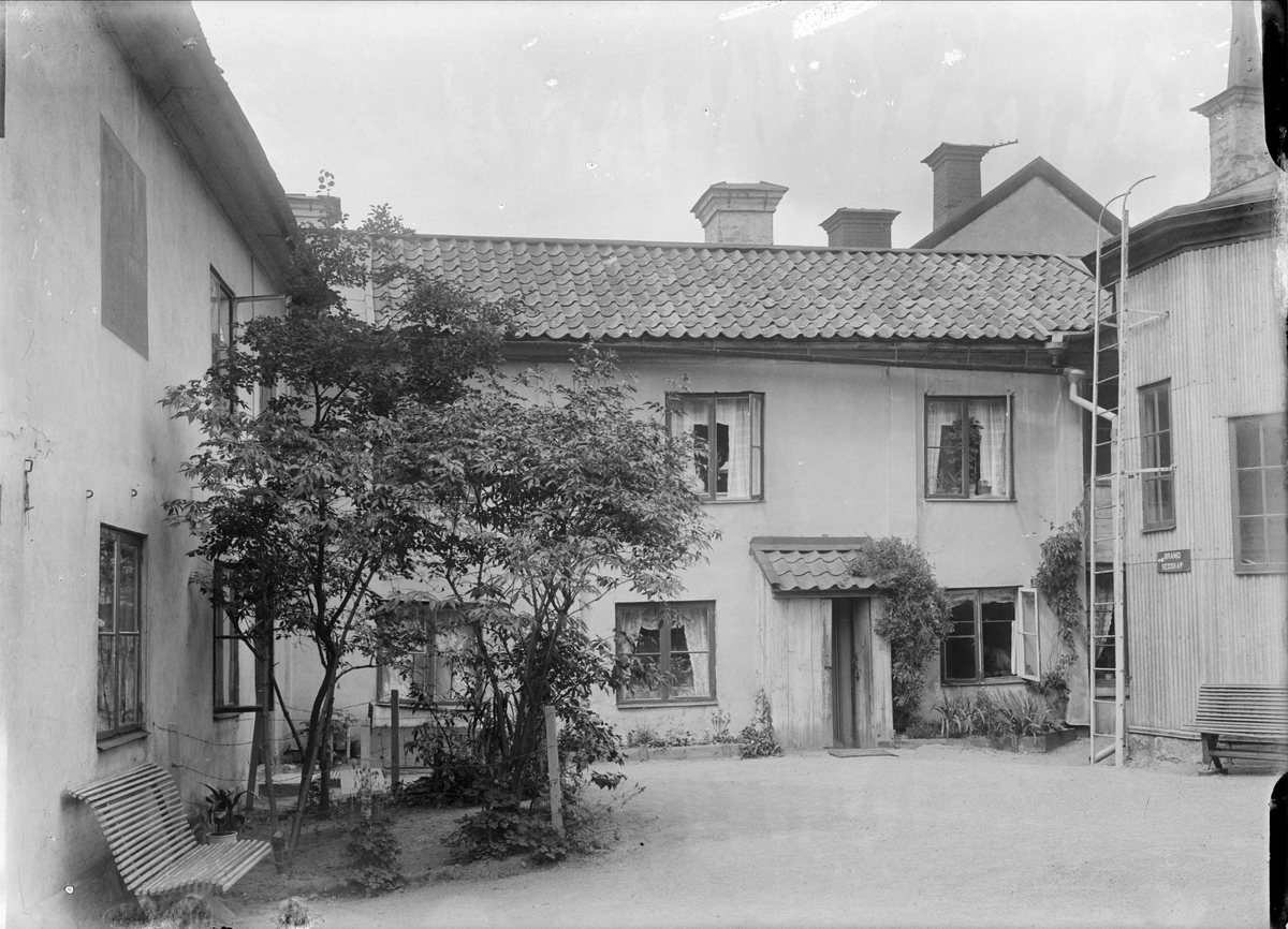 Alfred Dahlgren, Farm Interior, Upper Castle Street 26, Hörnet, Fjärdingen, Uppsala 1908