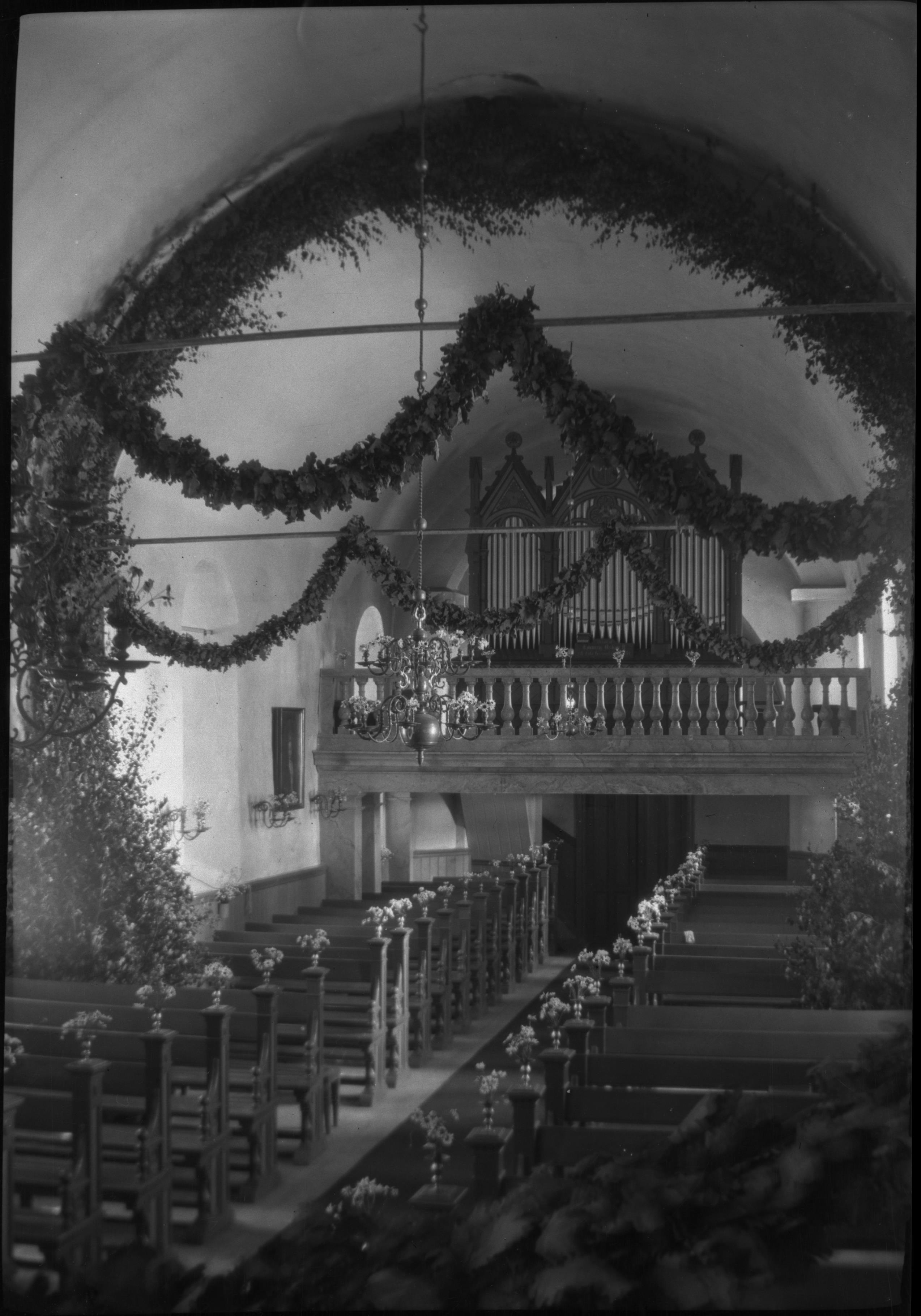 Berit Wallenberg, Lovö kyrka