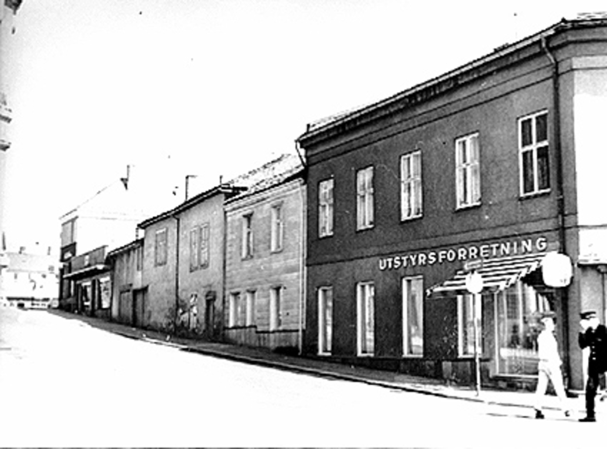 Anno Domkirkeodden, EKSTERIØR STRANDGATA 37, OPP HÅKONSGATE. O. STERUDS EFTF. ,