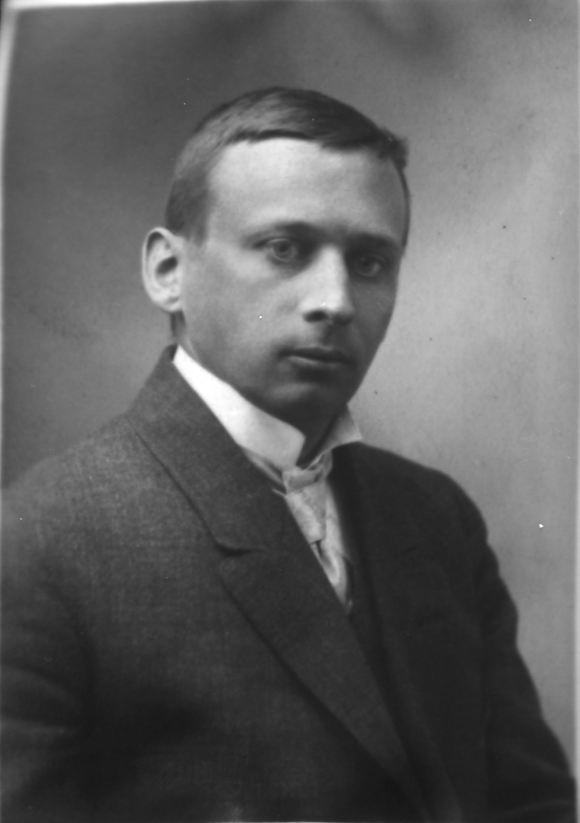 Anders Beer Wilse, Konv: Emil Stang