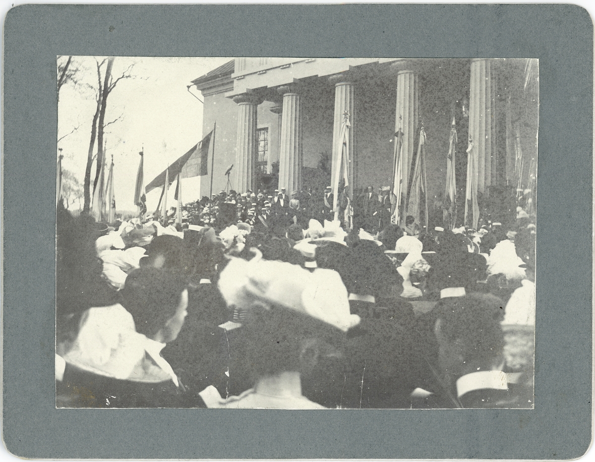 Okänd,, Gunnar Wennerberg speaking at the Spring Feast, Uppsala 1901