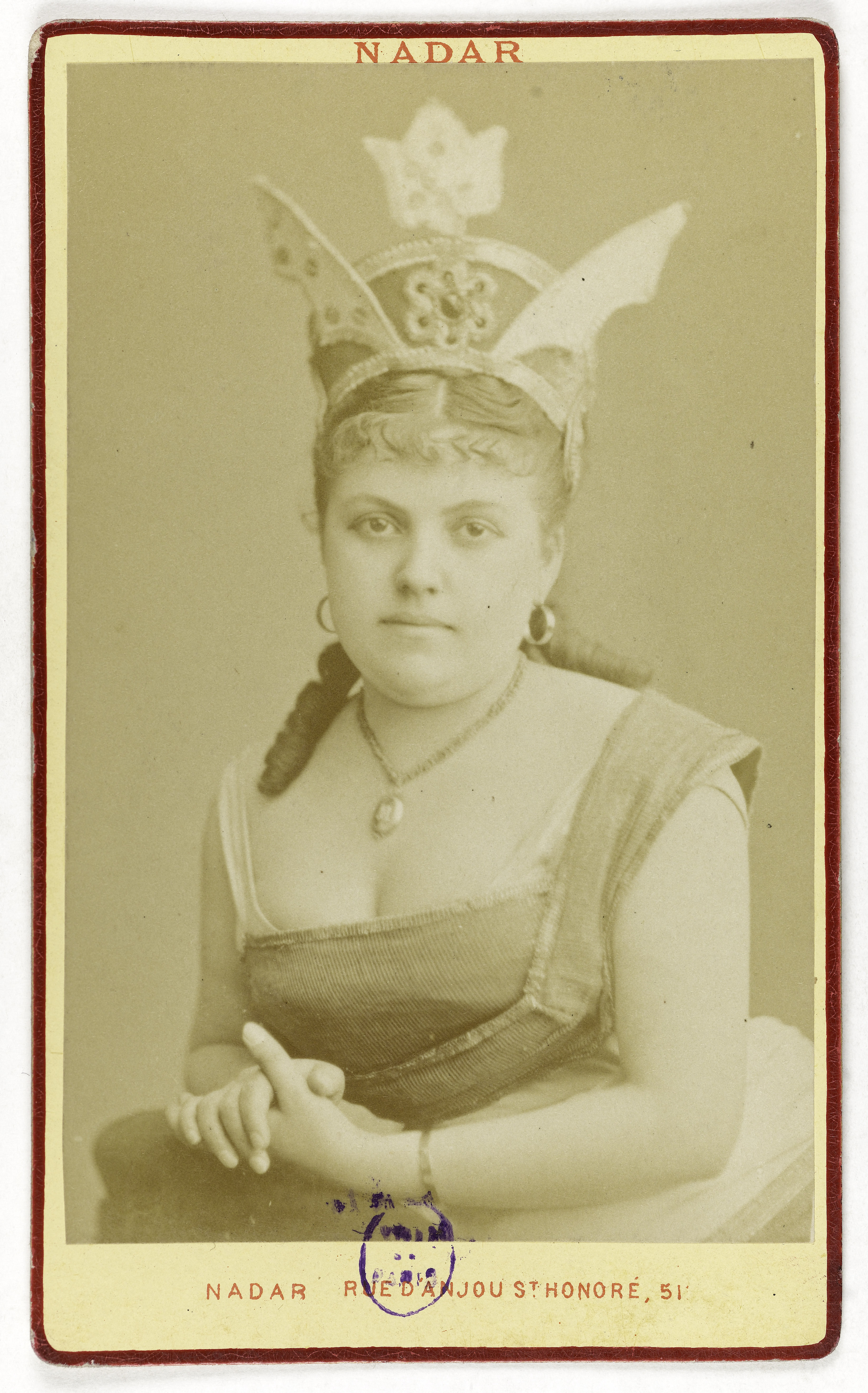 Atelier Nadar, Portrait de Maria Morel, choriste et actrice de théâtre.