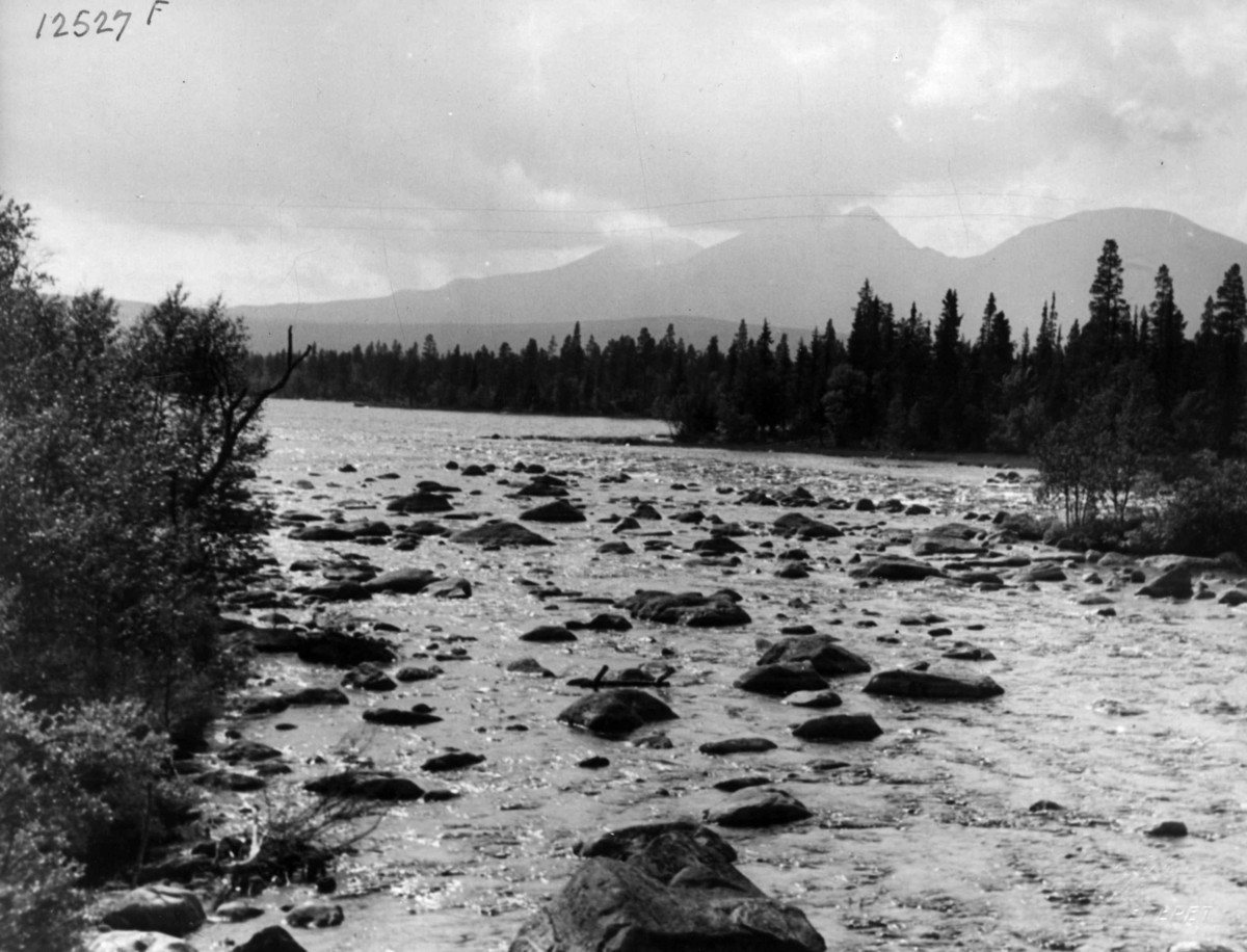 Anders Beer Wilse, Isterfossen Landskap