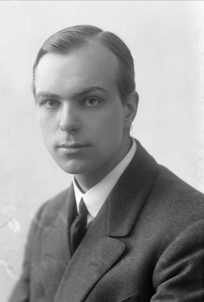 Gustav Borgen, NFB.32132