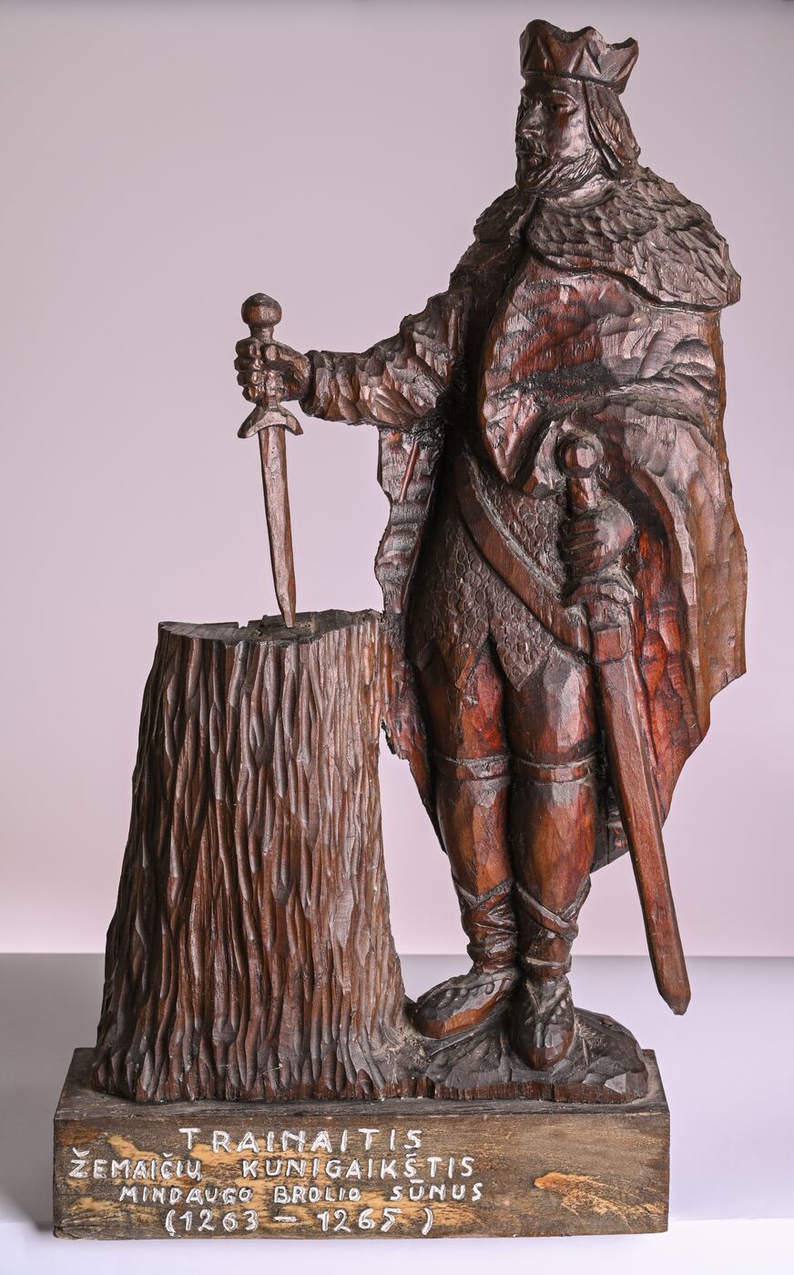 Antanas Bagdonas, Medžio skulptūra „Trainaitis, žemaičių kunigaikštis, Mindaugo brolio sūnus (1263–1265)“