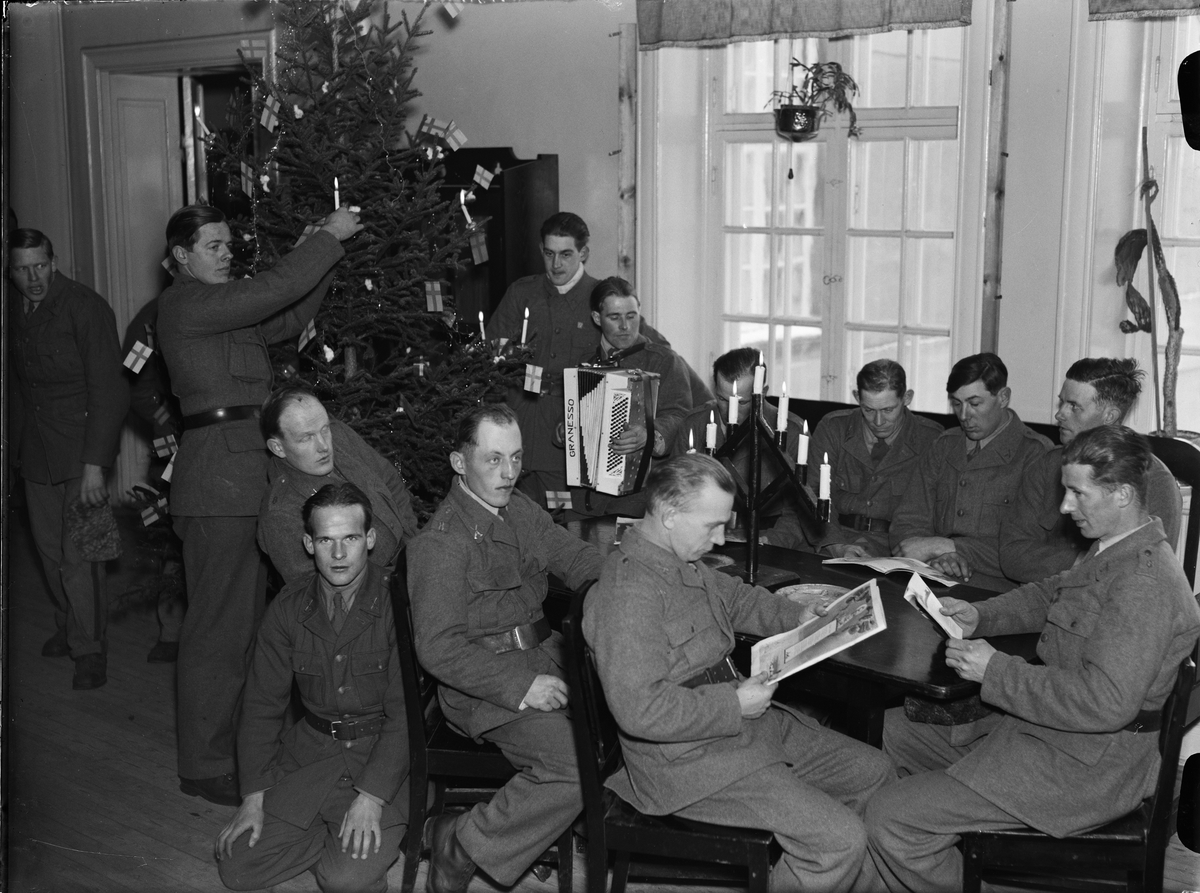 Paul Sandberg, Christmas Celebration at Upplands Regemente, I 8, Polacksbacken
