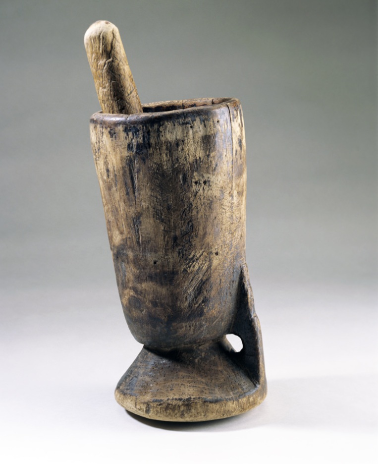 Unknown artist, Holzmörser mit Stößel