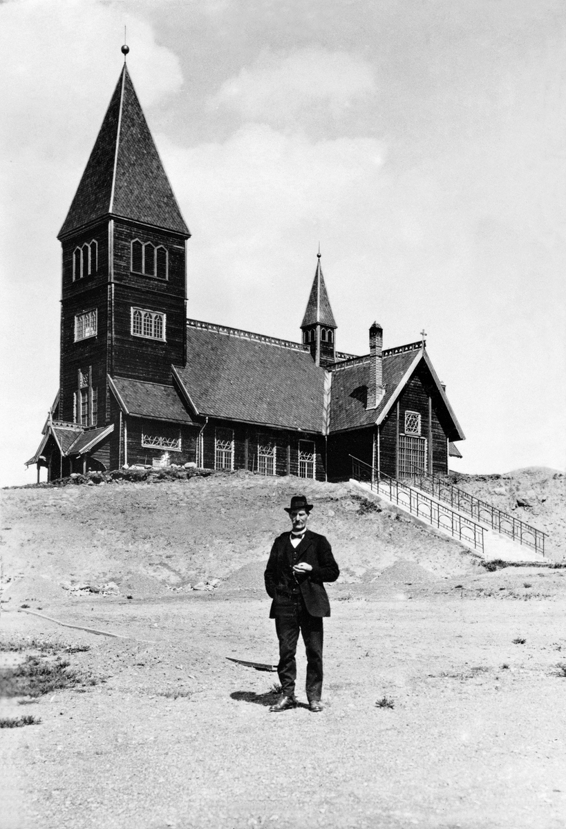 Anno Domkirkeodden, EKSTERIØR: ØVRE VANG KIRKE, KAPELL