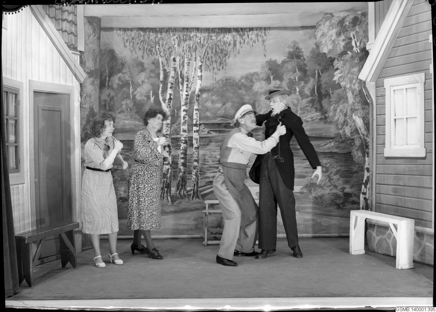 Olsson & Hammarqvist Fotografiatelier, bilder, nitratnegativ, fotografi, negativ, genomsiktsbild