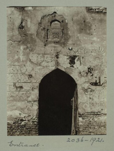 K.A.C. Creswell, Entrance of the mosque of Ikhwat Sayyidna Yusuf, Cairo