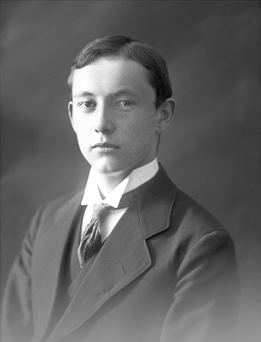 Gustav Borgen, NFB.47495
