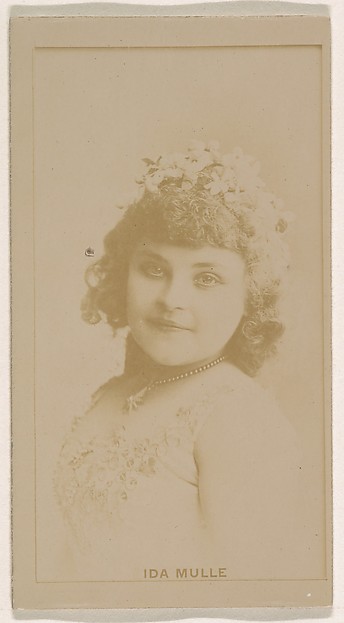 Kinney Brothers Tobacco Company, Ida Mulle, from the Actresses series (N245) issued by Kinney Brothers to promote Sweet Caporal Cigarettes