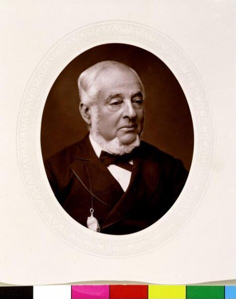 Unknown, Men of Mark. Portraits of men of distinction in  professional, military, academic and ecclesiastical  life in 7 volumes.