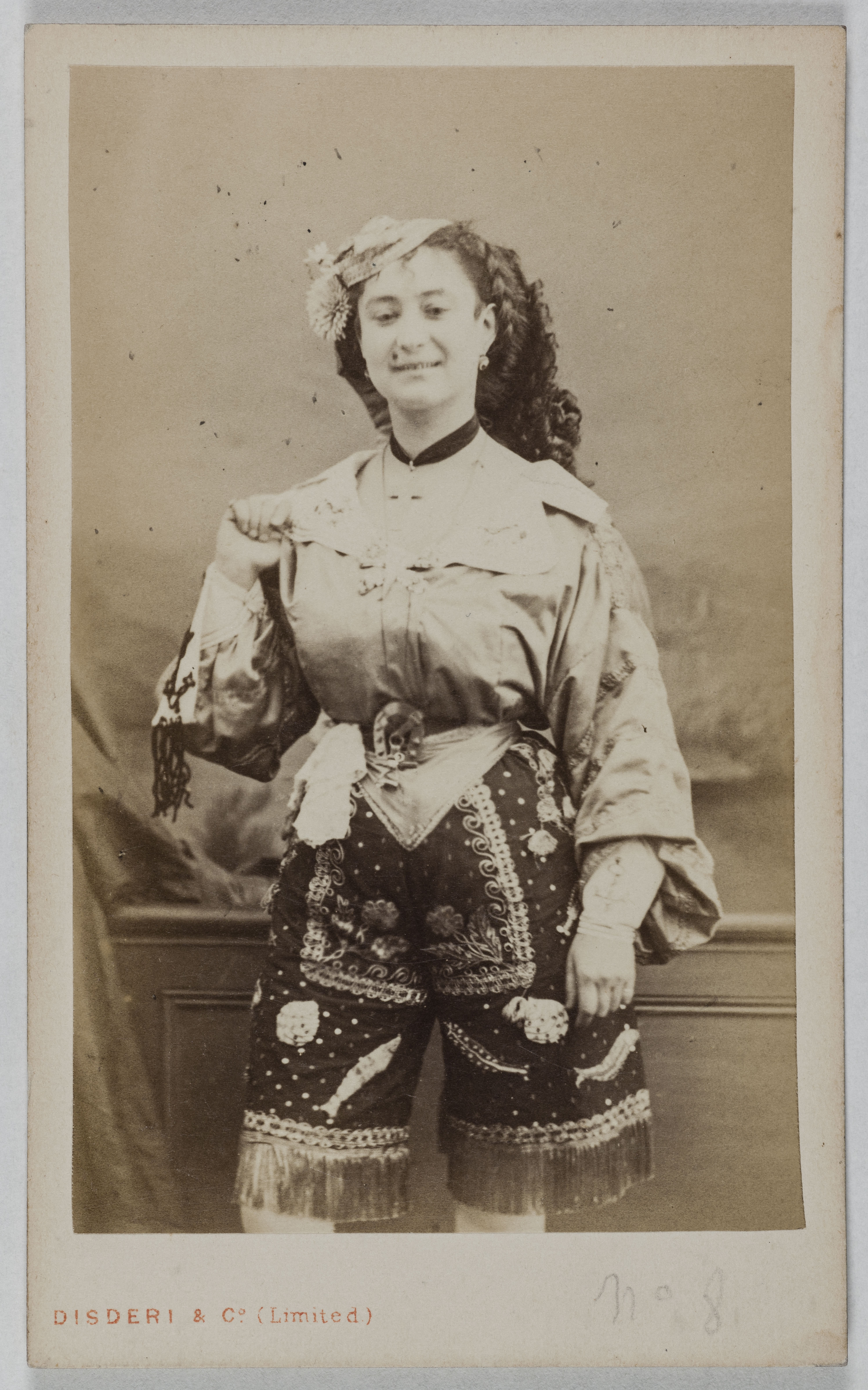 André-Adolphe-Eugène Disdéri, Portrait de Finette, (Joséphine Durwend, dite), (danseuse)
