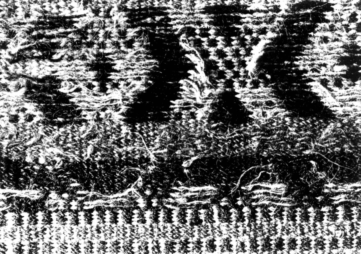 Anna Grostøl, Detalj fra mønster i sengeteppe, danskebragd. Konsmo, Audnedal, Vest-Agder 1941.