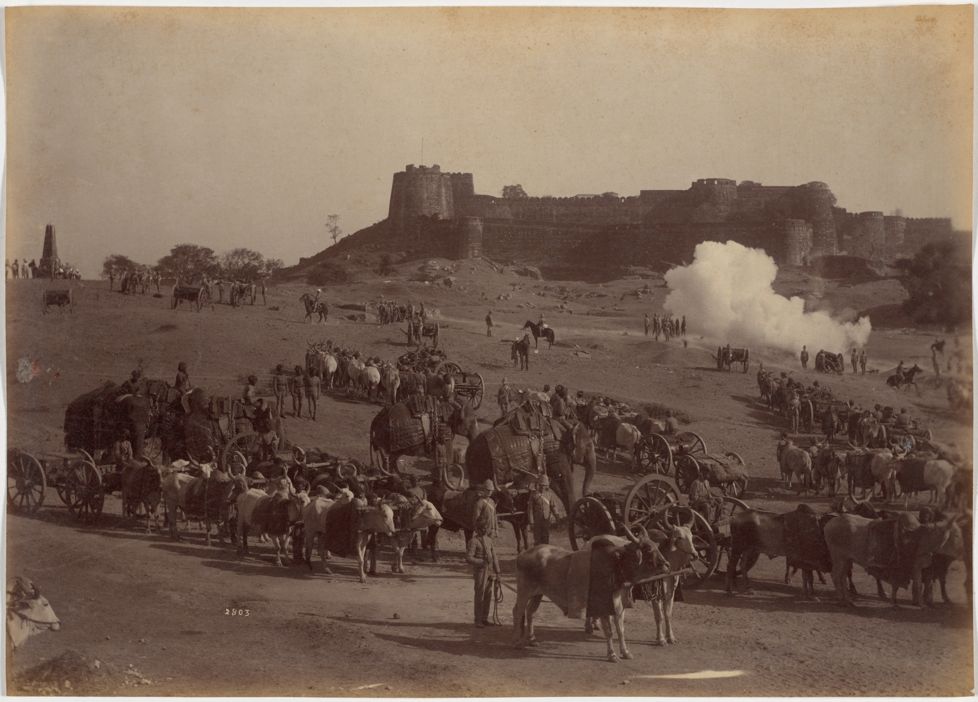 Raja Deen Dayal, Jhansi Fort and Elephant Battery