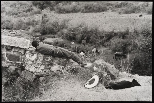 Cartier-Bresson, Henri, Photograph