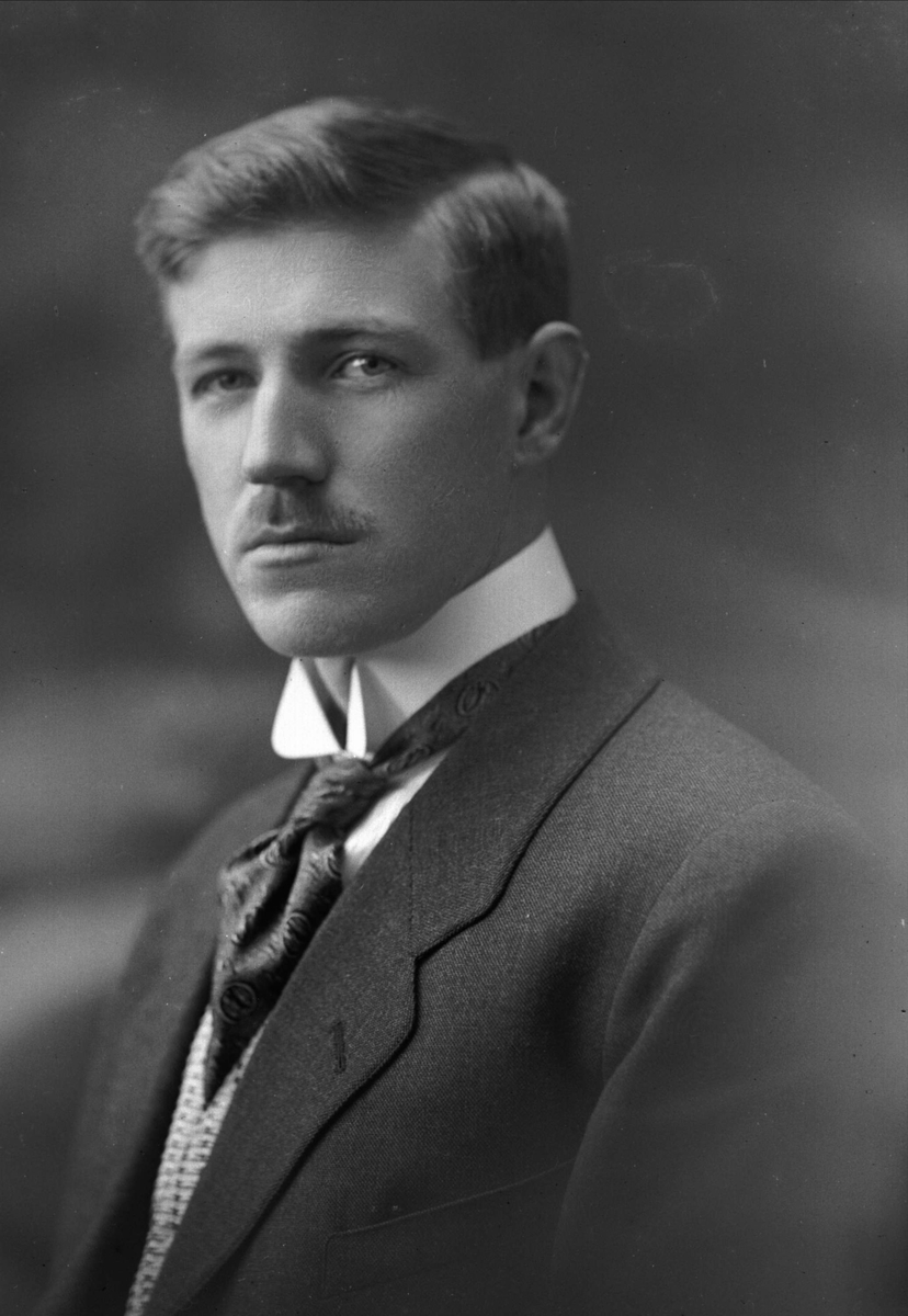 Gustav Borgen, NFB.37876
