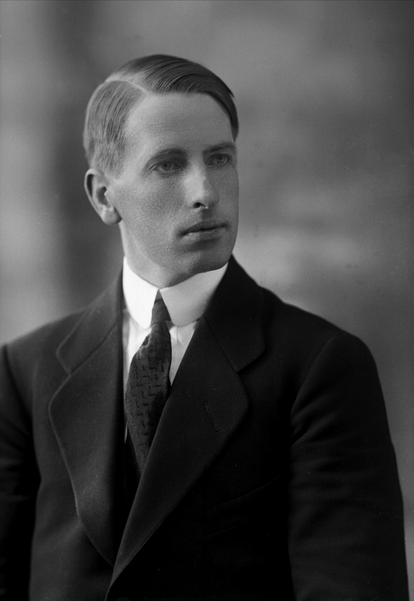 Gustav Borgen, NFB.37662