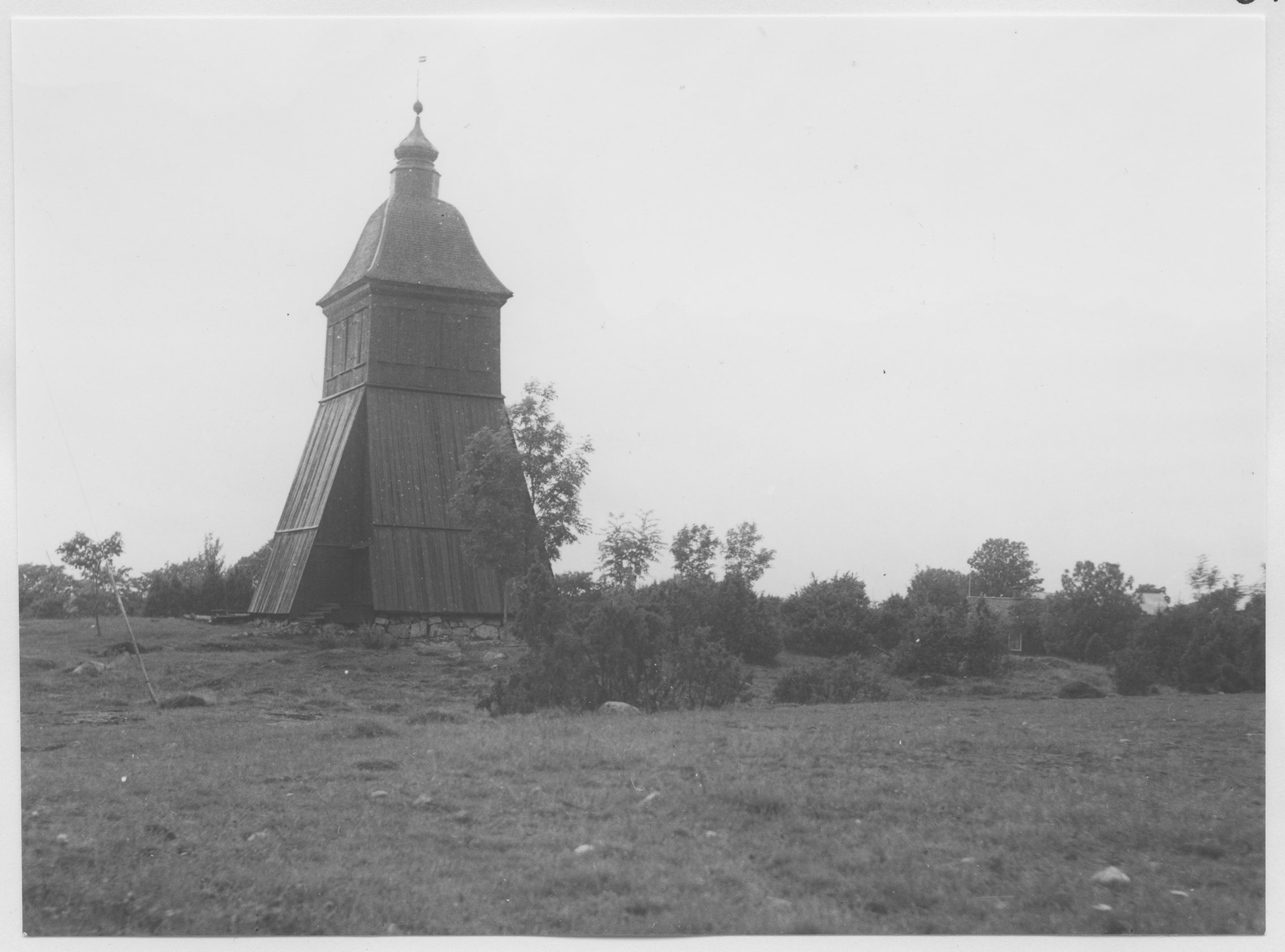 Mårten Sjöbeck, Länna kyrka, klockstapeln