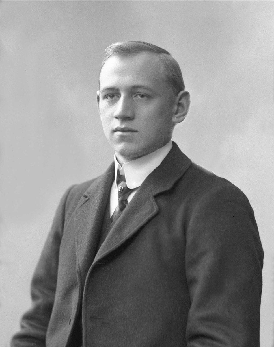 Gustav Borgen, NFB.51102