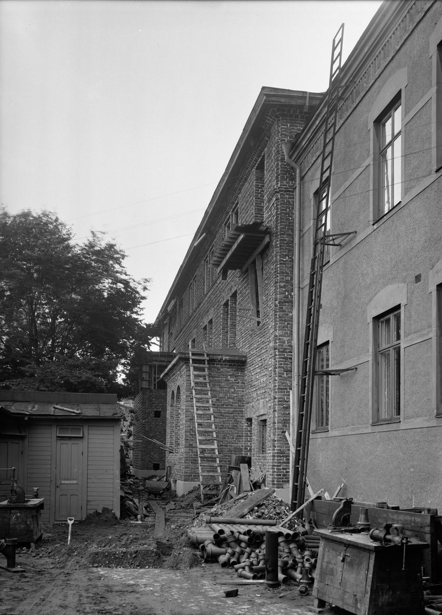 Paul Sandberg, Bankkontor under byggnation, Upsala Sparbank, Kungsgatan, Uppsala, sent 1920-tal