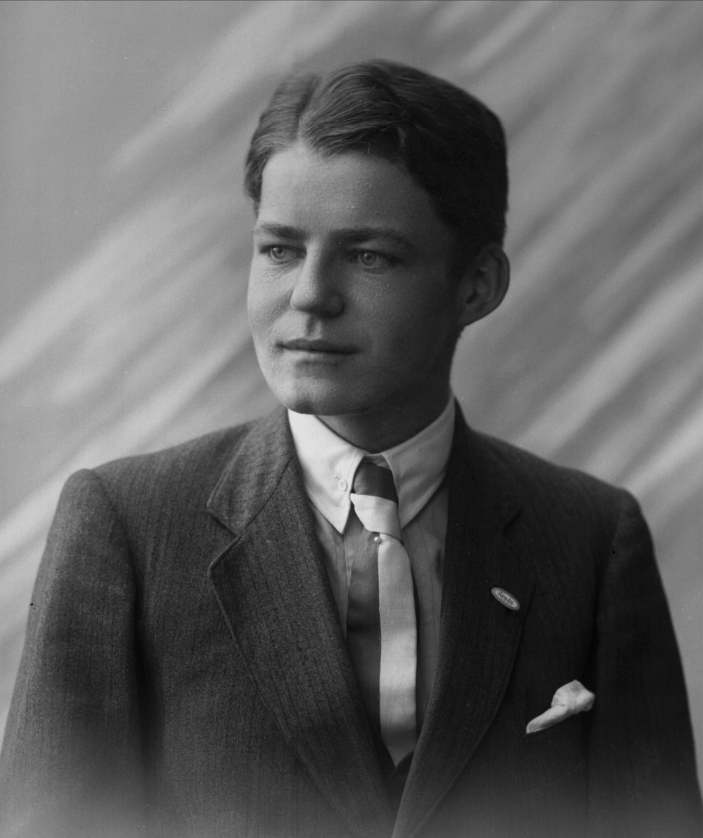 Gustav Borgen, NFB.37595