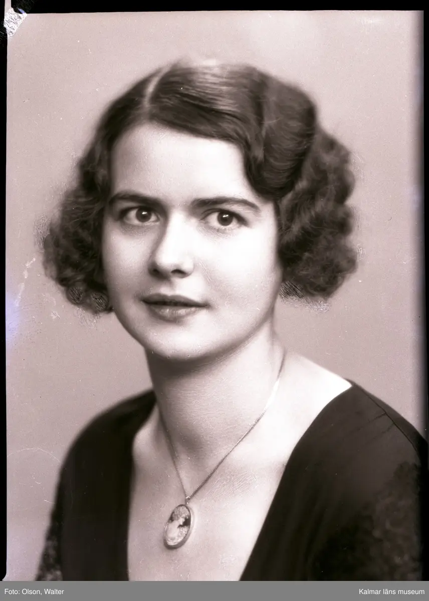 Walter Olson, Beställare: Margit Johansson, Trottorp, Halltorp.