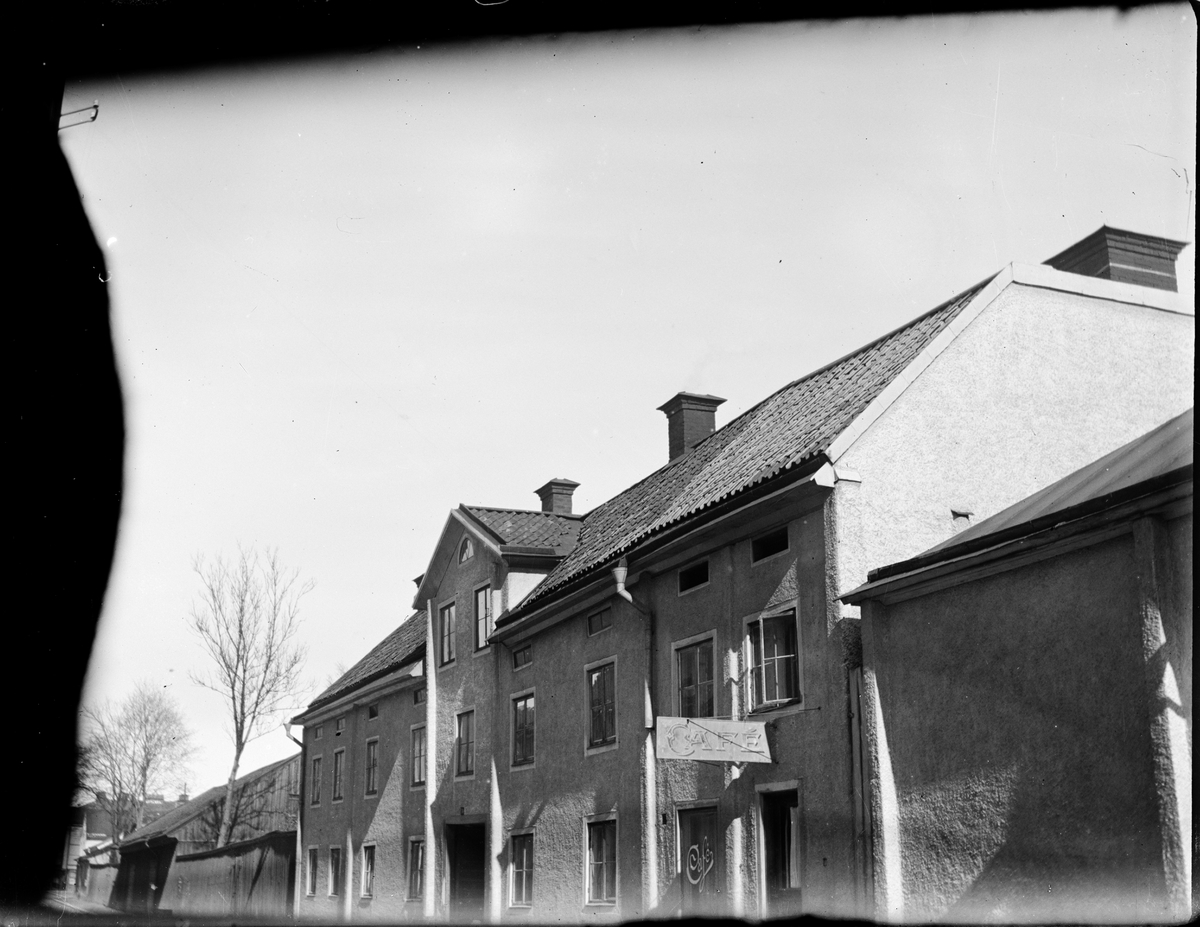 Carl Liljefors, Urban environment, likely Uppsala