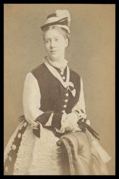 London Stereoscopic and Photographic Company, Guy Little Theatrical Photograph
