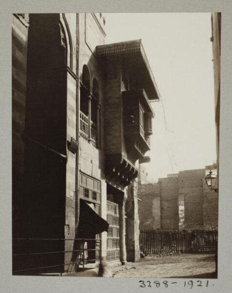 K.A.C. Creswell, Main façade of the mosque of Mamluk Amir Asanbugha, Cairo