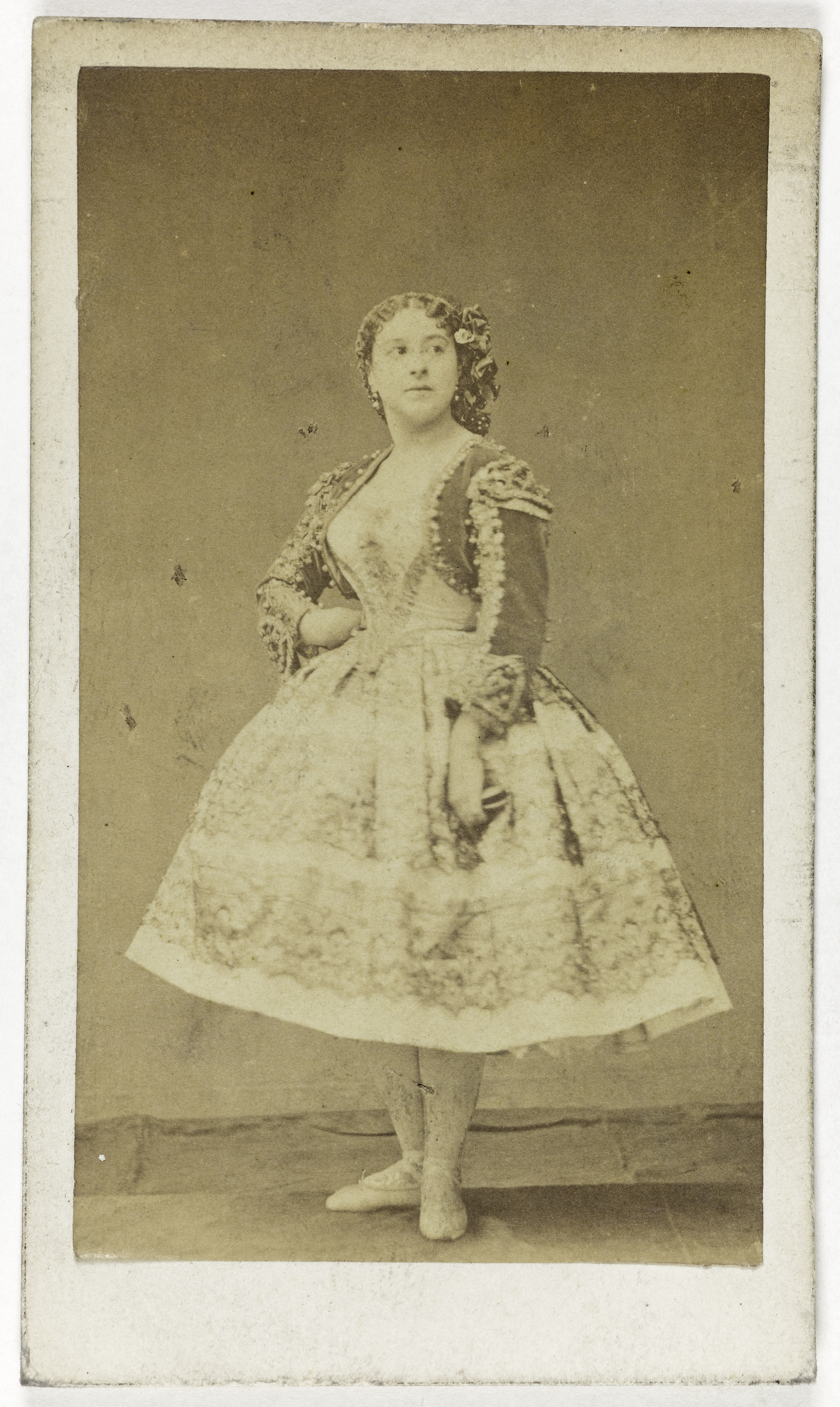 Pierre Petit & Trinquart, Portrait de Céline Montaland (1843-1891), actrice de théâtre.