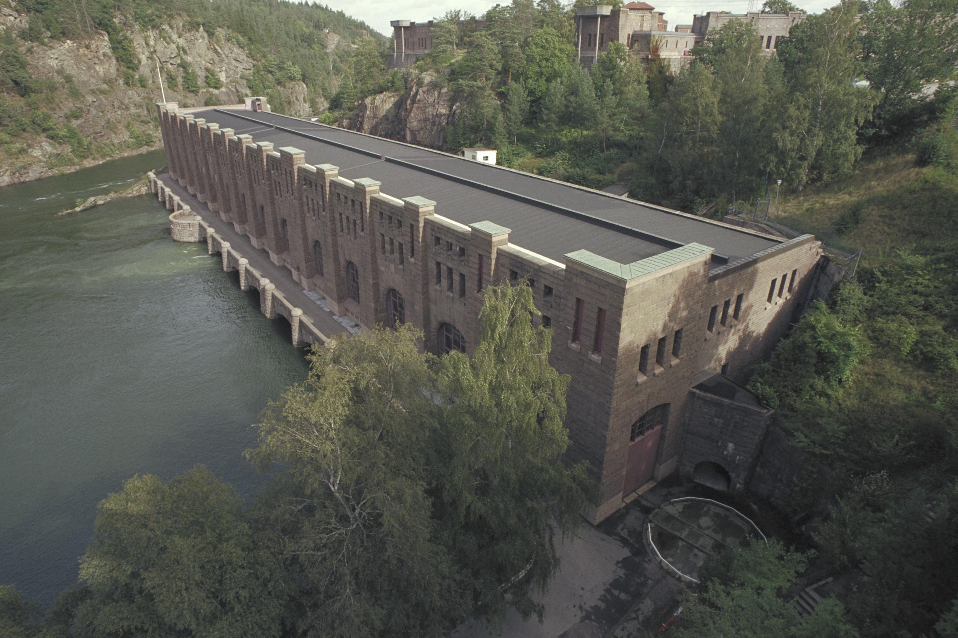 Gabriel Hildebrand, Olide kraftstation