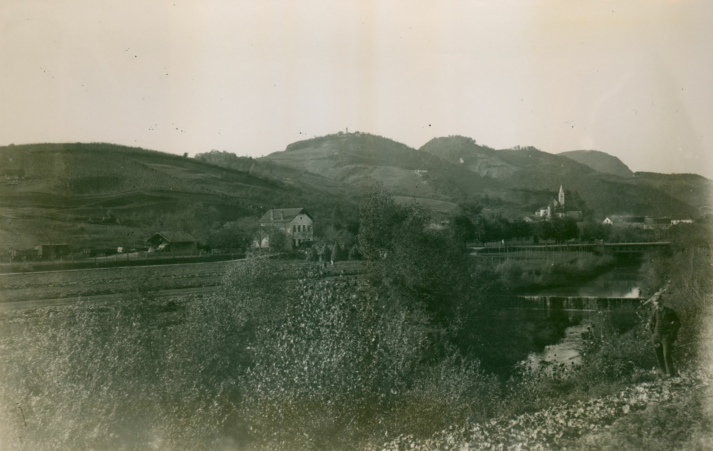 Josip Brunšmid, Krapina - veduta s franjevačkim samostanom i kolodvorom