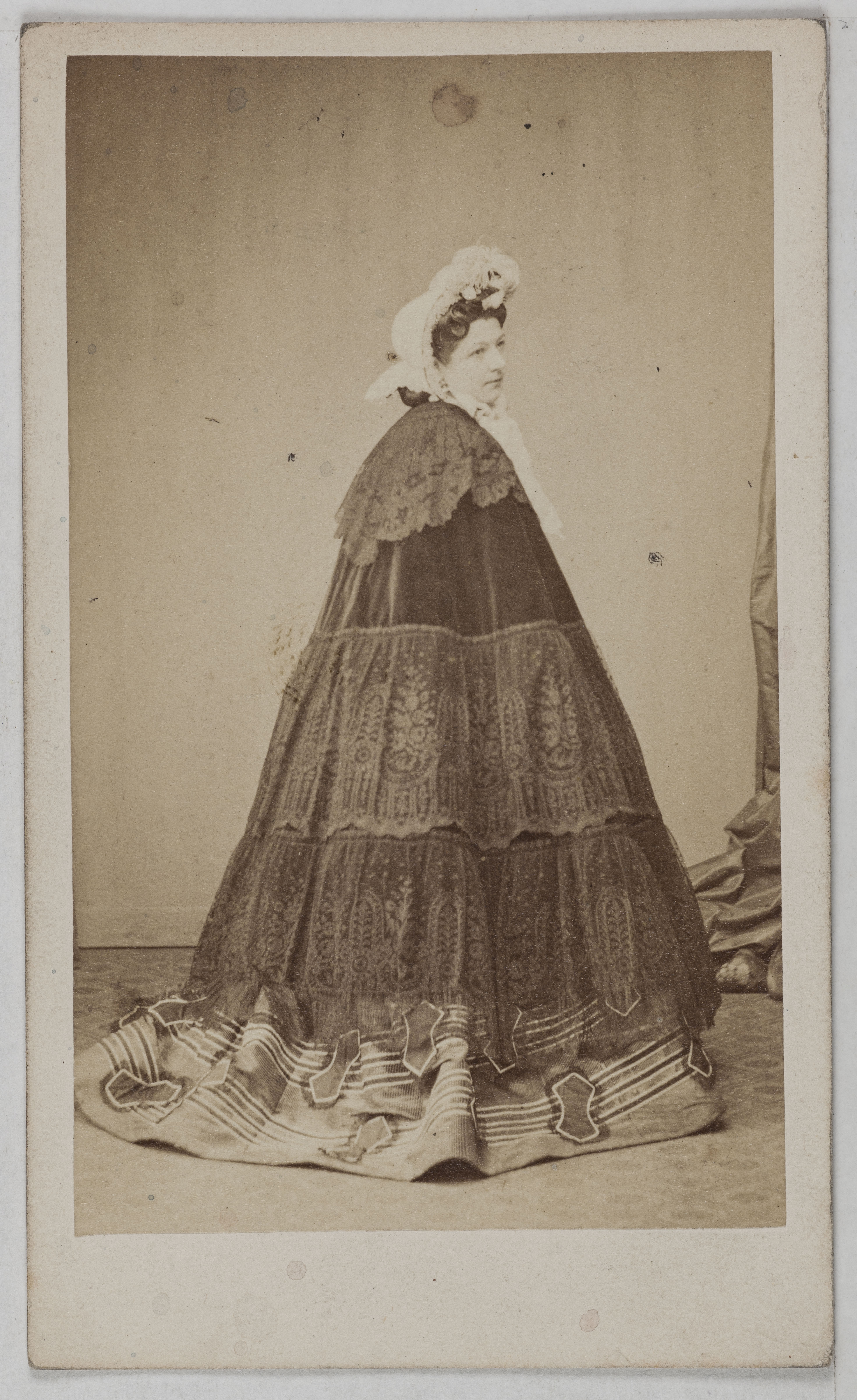 Ulric Grob, Portrait d'Emilie Keller ( -1889), (actrice aux théâtres des Variétés et du Palais-Royal)