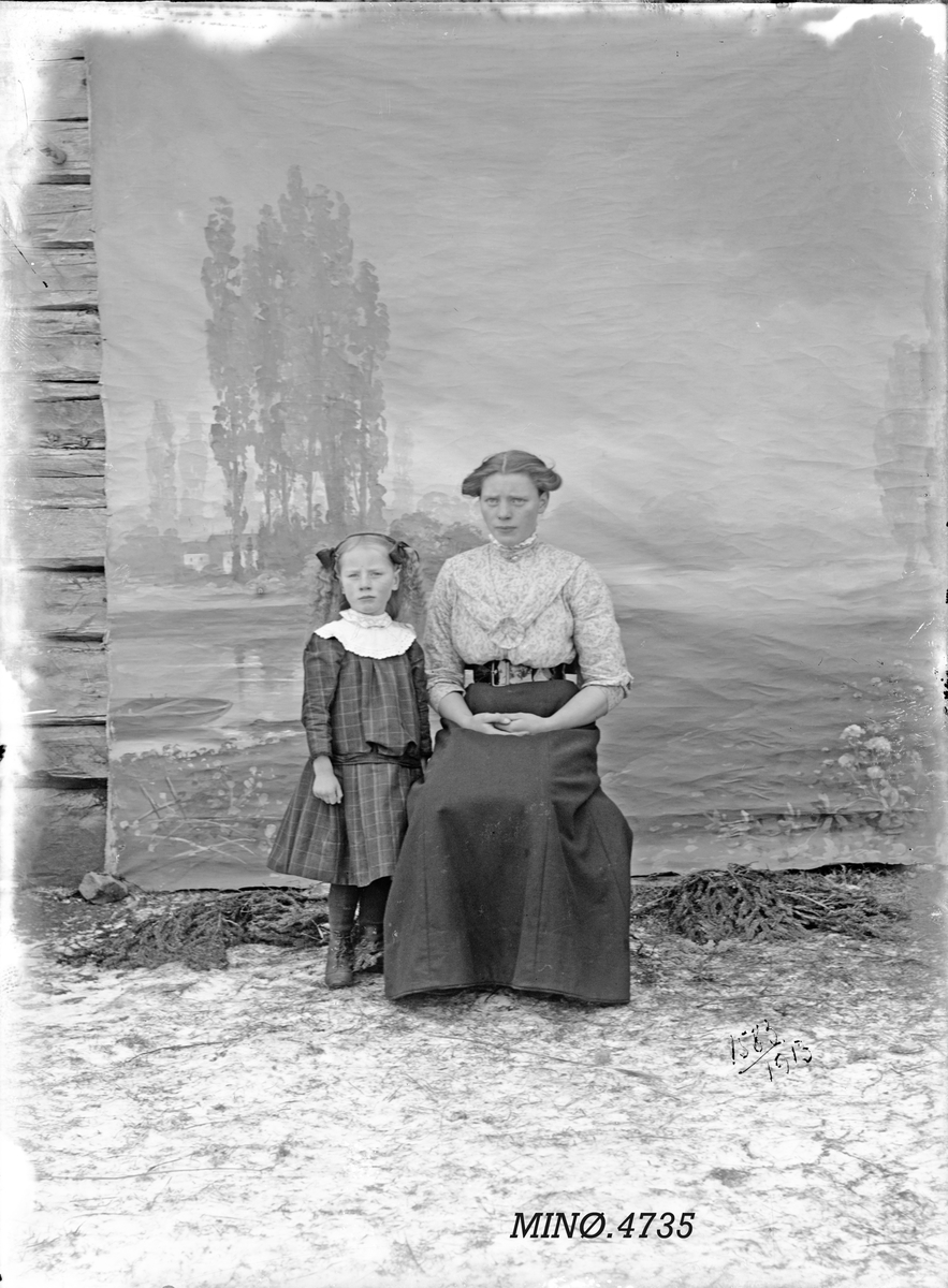 Peder J. Bredalslien, kvinner, søsken,