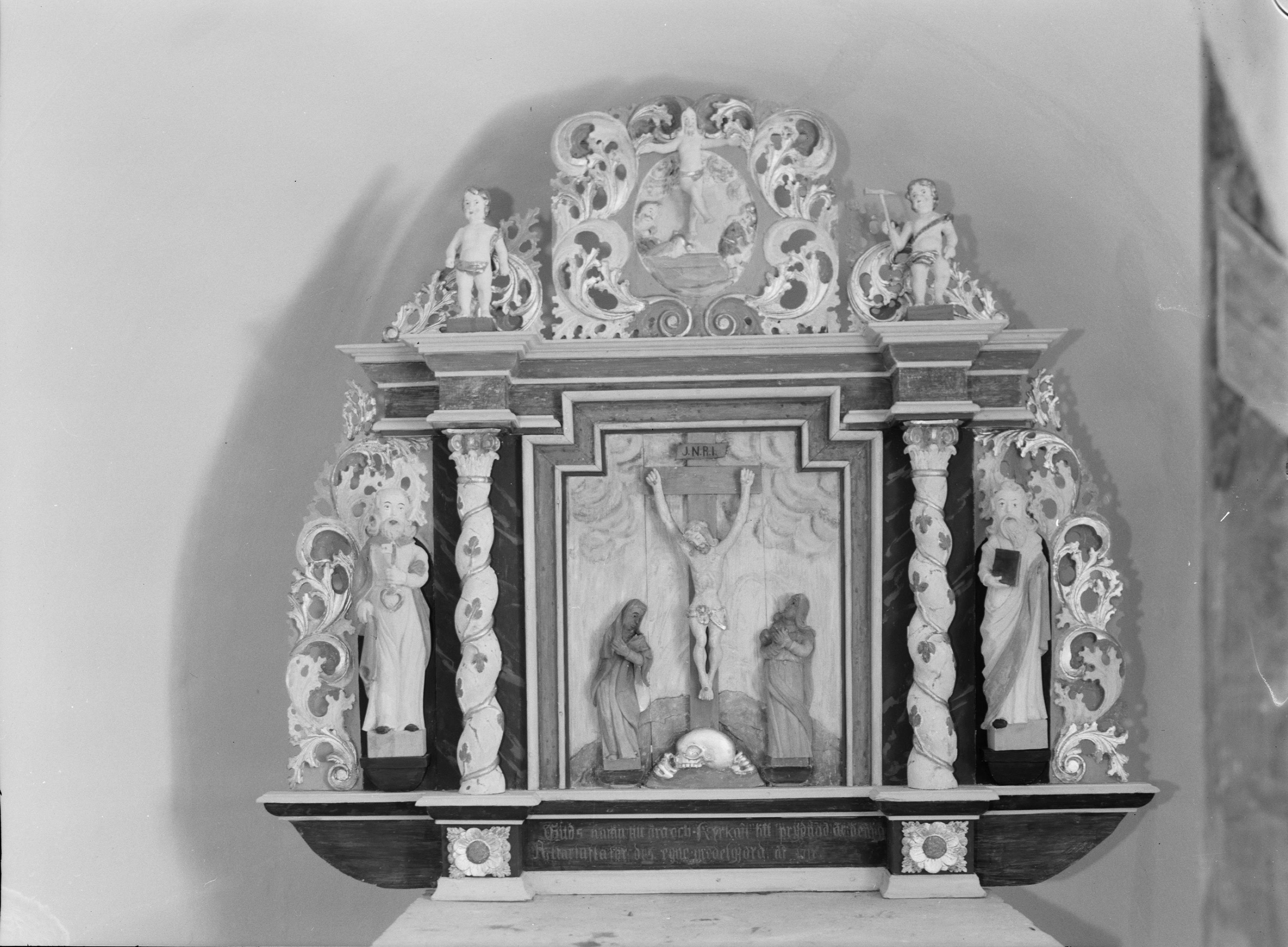 Olle Hellström, Hångsdala kyrka