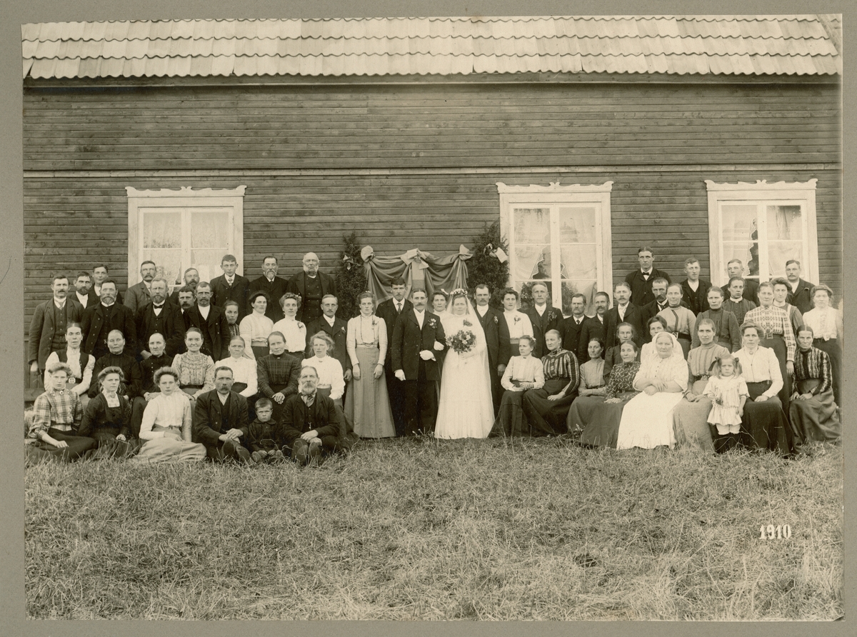 Skötsner-Edhlund, Bröllop i Långalma, Börstils socken, Uppland 1910