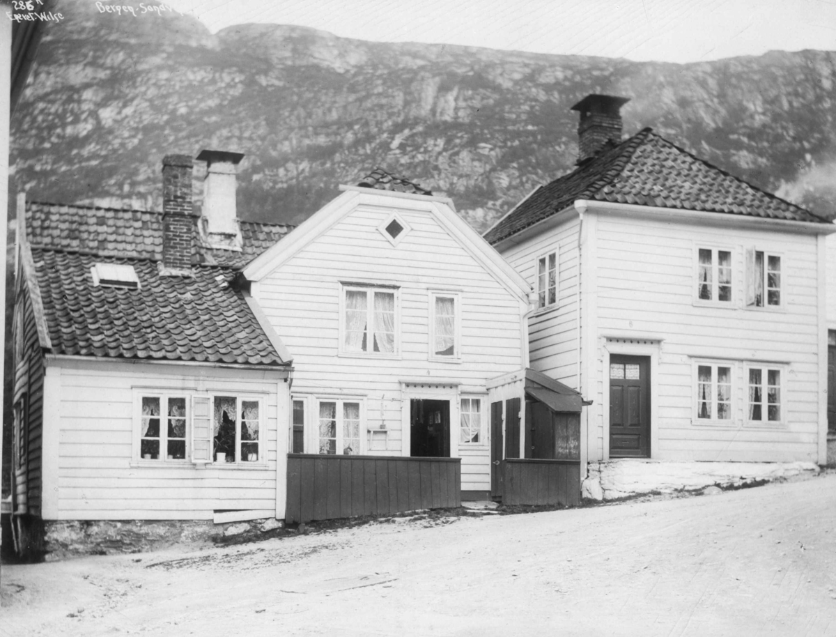Anders Beer Wilse, Sandviken, Bergen S2.