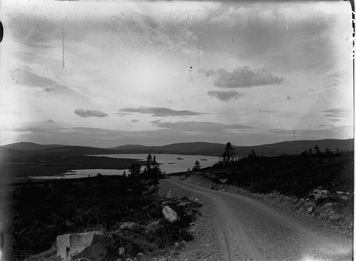 Simen Baardseth, Fjellandskap, vei.