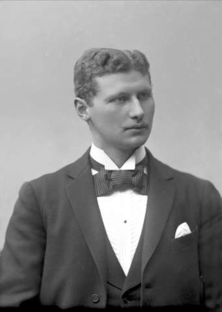 Gustav Borgen, NFB.01506