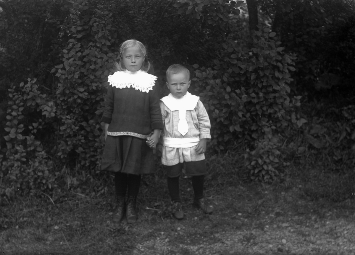 Gustaf Ferdinand Hallberg, Två barn.
