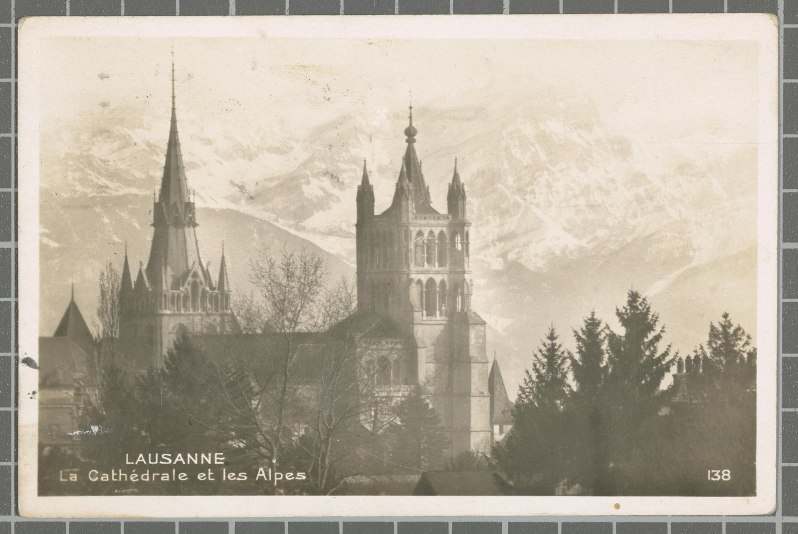 Desconegut, Lausanne. La Cathédrale et les Alpes 138
