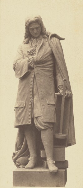 Édouard Baldus, ["Papin", Statue by Jean-François Soitoux, Decoration of the Louvre, Paris]